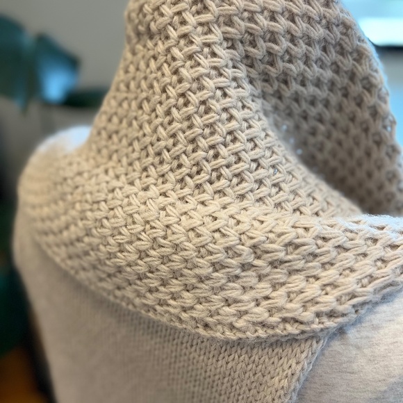 J. Jill Sweater Vest - Oatmeal, Size M - Picture 5 of 12